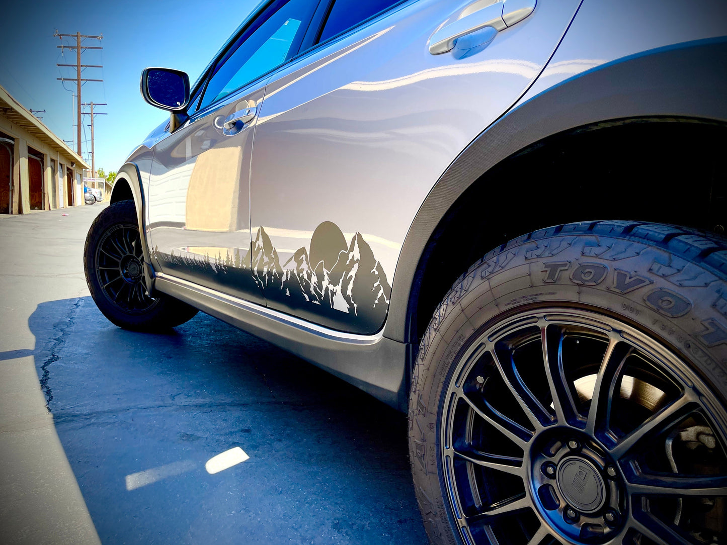 Sun Mountain Trees Side Panel Decal – Universal Fit for SUVs, Trucks & Cars