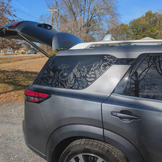 Wildflower Floral Quarter Window Decal – Compatible with Nissan Pathfinder (2022–2027)
